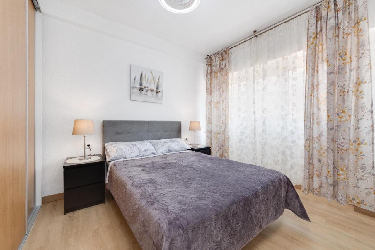 Comfortable Apartment With Wi-Fi Alicante Exteriér fotografie